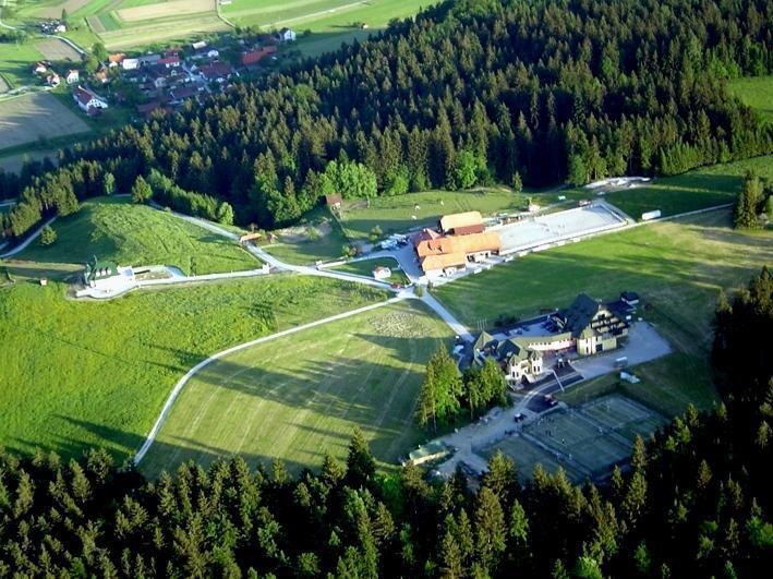 HOTEL BURGER VENIŠE, Nazarje, Slovenija – 1,689 HRK – 3x noćenje s polupansionom u trokrevetnoj sobi za 2 osobe (+ 2 djece do 12 godina besplatno), 1x ulaz u wellness za 4 osobe