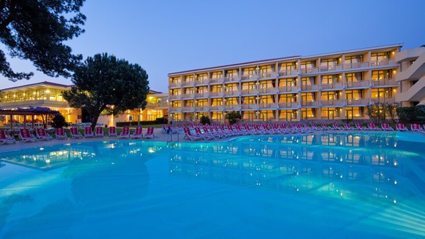 HOTEL SOL AURORA, Umag, Hrvatska – 916 HRK – 2x noćenje u Classic sobi s francuskim ležajem i balkonom za 2 osobe, 2x polupansion za 2 osobe