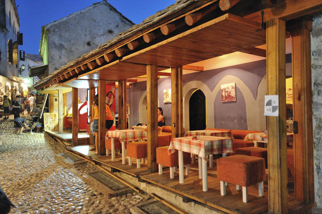 1. MAJ U HOTELU BRISTOL MOSTAR, Mostar, Bosna i Hercegovina – 1,377 HRK – 2x noćenje za 2 osobe, 1x večera s pićem dobrodošlice u hotelu Bristol za 2 osobe (1. 5.)