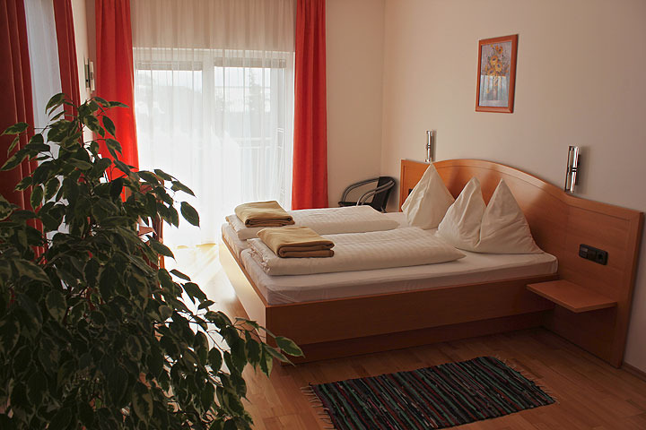 VILLA TAMARA, Moravske Toplice, Slovenija – 1,377 HRK – 2x noćenje u dvokrevetnoj sobi za 2 osobe, 2x doručak za 2 osobe