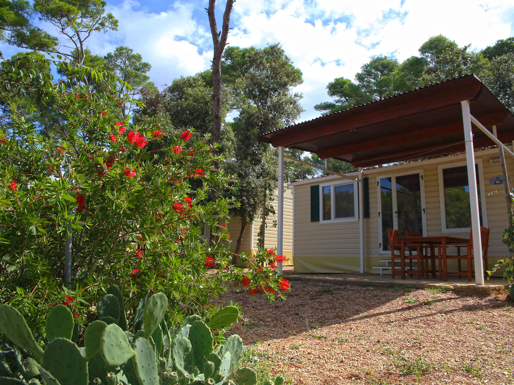 MOBILNE KUĆICE U KAMPU PARK SOLINE, Biograd na Moru, Hrvatska – 865 HRK – 2x noćenje u mobilnoj kućici Tavolara za do 6 osoba, Korištenje posteljine i ručnika