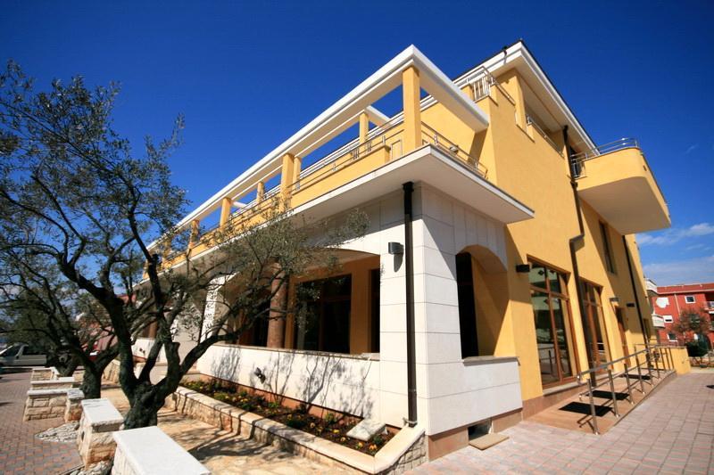 VILA VILOLA, Zambratija, Hrvatska – 736 HRK – 2x noćenje u klasičnoj sobi za 2 osobe, 2x polupansion za 2 osobe
