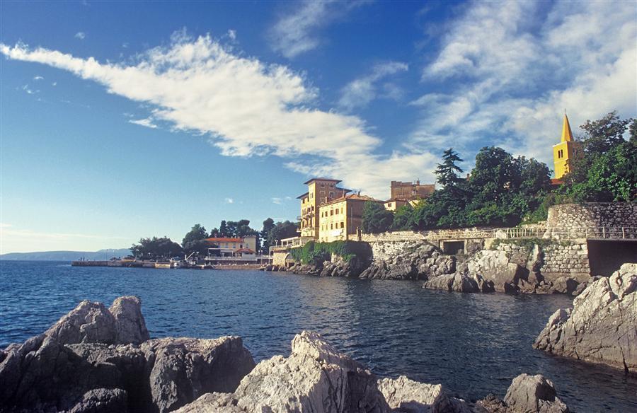 HOTEL PARK LOVRAN, Lovran, Hrvatska – 565 HRK – 1x polupansion (doručak i večera) u dvokrevetnoj sobi Standard za 2 osobe, Korištenje spa zone 1,5 h