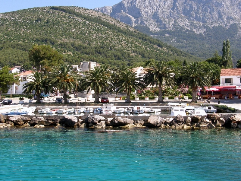 RESORT DALMACIJA, Zaostrog, Hrvatska – 3.037 HRK – 7x noćenje za 2 osobe, 7x polupansion za 2 osobe