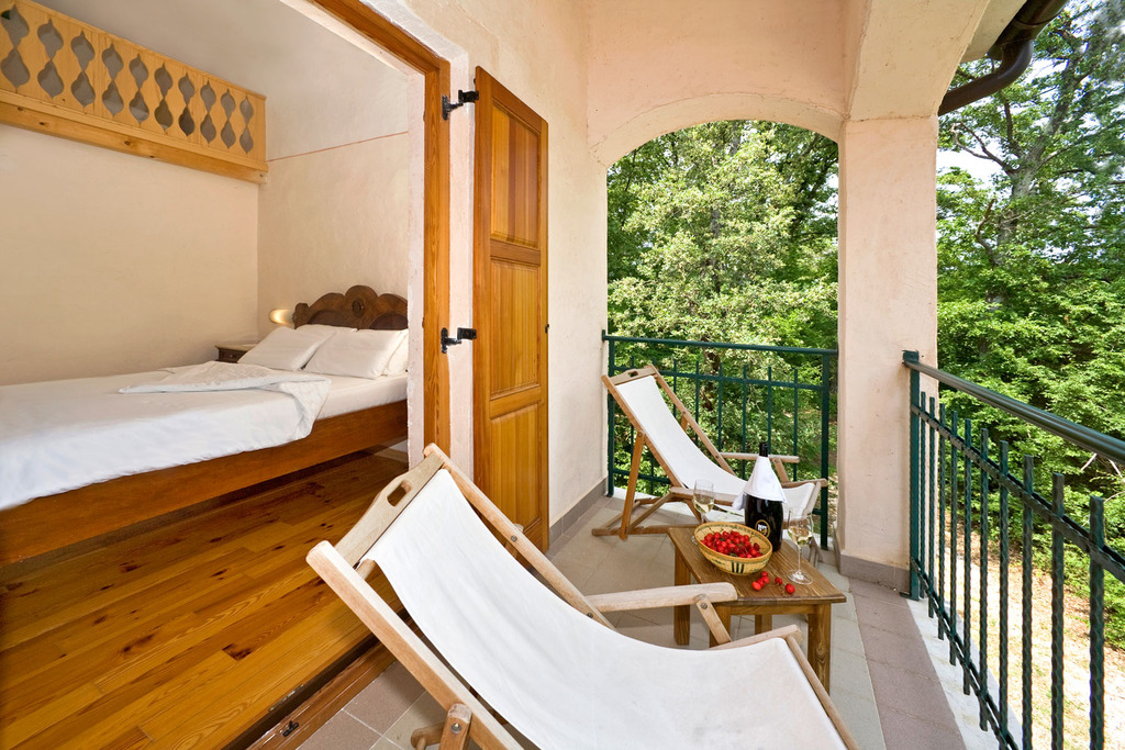 HOTEL FILIPINI, Poreč, Istra, Hrvatska – 896 HRK – 2x noćenje za 2 osobe, 2x doručak za 2 osobe