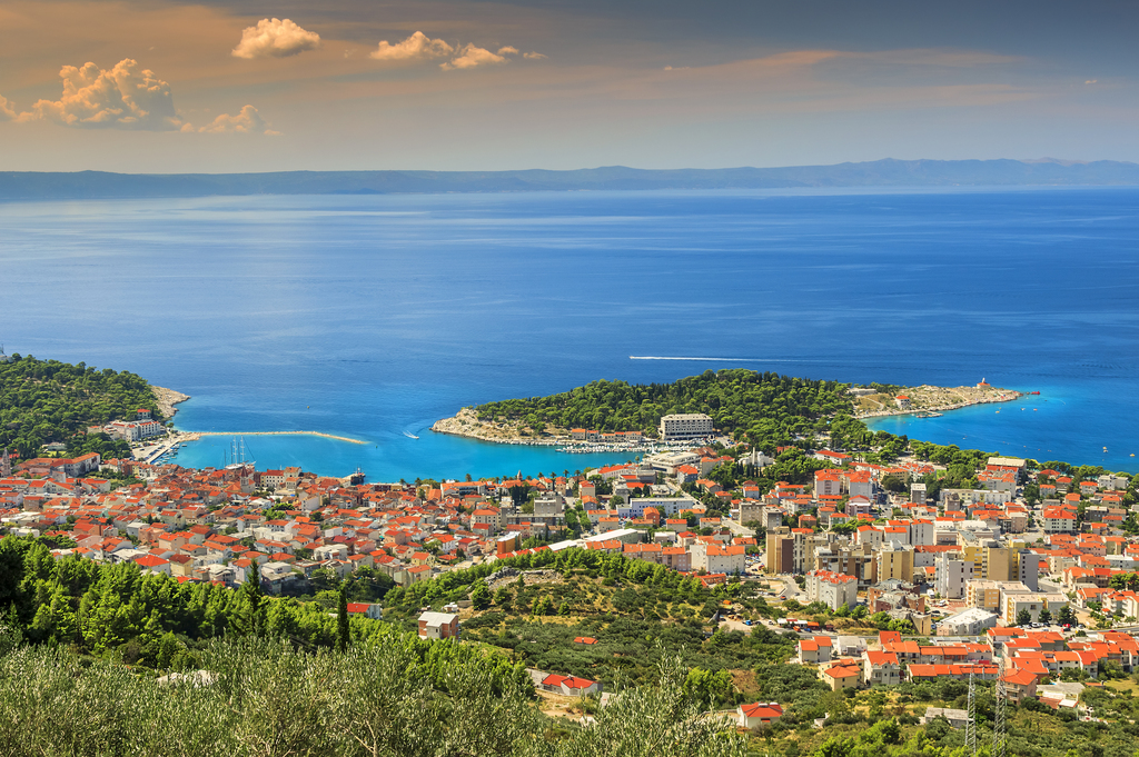 HOTEL BONACA, Makarska, Hrvatska – 745 HRK – 2x noćenje za 2 osobe, 2x polupansion za 2 osobe