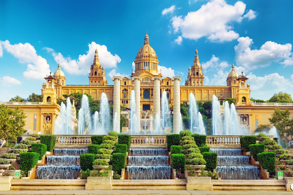 TEMPERAMENTNA BARCELONA – ŠPANJOLSKA LJEPOTICA, Barcelona, Španjolska – 2.206 HRK – 3x noćenje u hotelu 3* u centru Barcelone ili sličnom smještaju za 1 osobu, Povratni avionski prijevoz Venecija-Barcelona-Venecija za 1 osobu