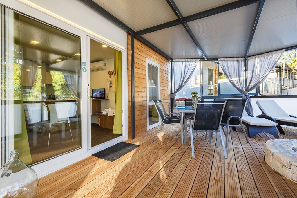 MOBILNE KUĆICE – POLIDOR CAMPING PARK, Funtana, Istra, Hrvatska – 2.191 HRK – 5x noćenje u luksuznim mobilnim kućicama za 4 osobe, Posteljina i ručnici