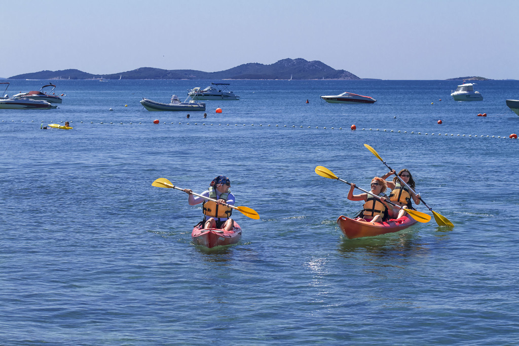 Beach_3.jpg_1459321547.jpg
