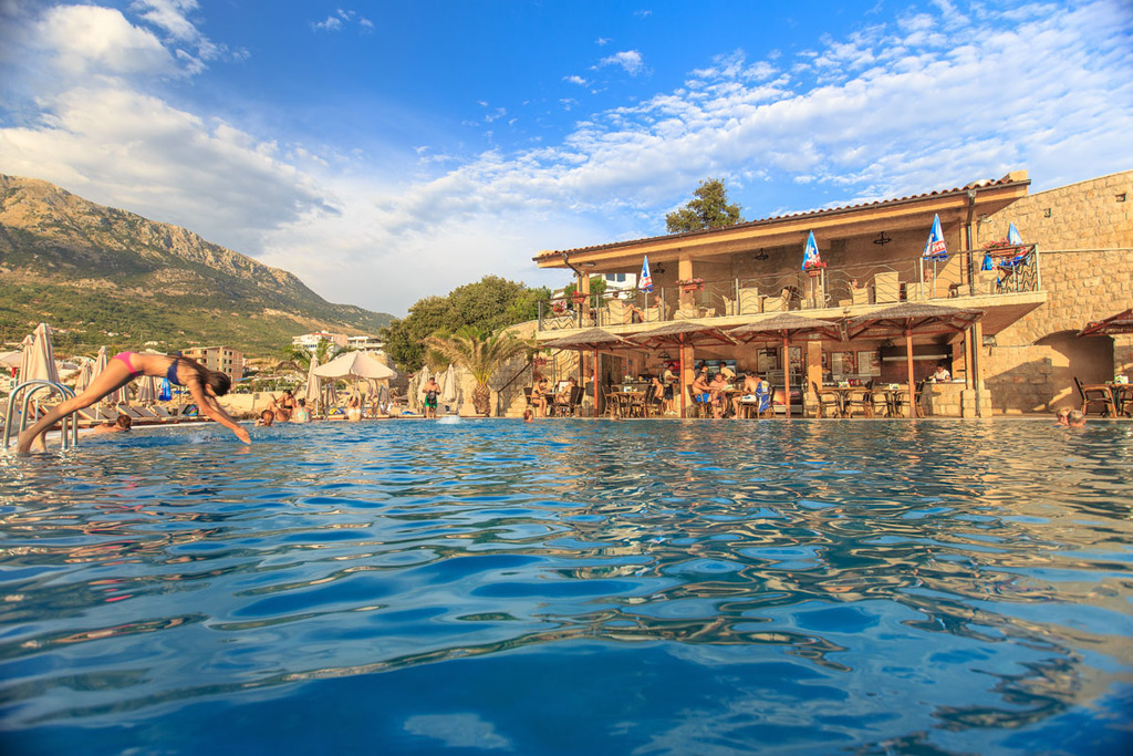 RESORT RUŽA VJETROVA, Veliki pijesak, Bar, Crna Gora – 942 HRK – 2x noćenje u Superior sobi s pogledom na more za 2 osobe, 2x doručak za 2 osobe