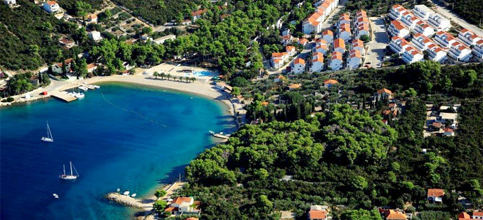 APARTMANI ŠOLTA, Nečujam, otok Šolta, Hrvatska – 2.079 HRK – 7x noćenje u apartmanu za do 5 osoba (4+1), Besplatan trajekt za Šoltu