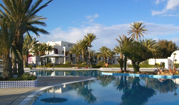 DJERBA 2017 + ALL INCLUSIVE, Djerba, Tunis, Tunisia – 1.924 HRK – 7x noćenje sa all inclusive u hotelu El Mouradi Djerba Menzel u 1/2 dvokrevetnoj sobi za 1 odraslu osobu (s mogućnošću 2 dodatna ležaja), Avionski prijevoz Ljubljana – Djerba (zračna luka Zarzis) – Ljubljana za 1 odraslu osobu