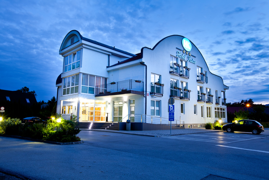 HOTEL KAČAR, Maribor, Slovenija – 370 HRK – 1x noćenje u dvokrevetnoj sobi s doručkom za 2 osobe, Piće dobrodošlice