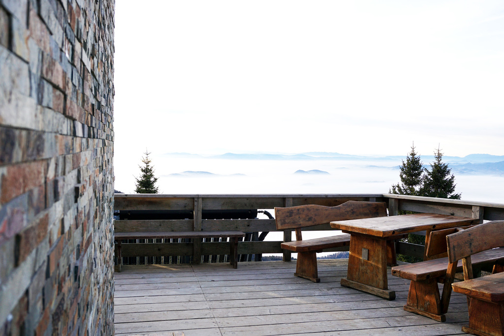 HOTEL ROZKA KRVAVEC, Cerklje na Gorenjskem, Slovenija – 1.671 HRK – 2x noćenje u dvokrevetnoj sobi u alpskom stilu za 2 osobe, 2x polupansion (doručak i večera) za 2 osobe