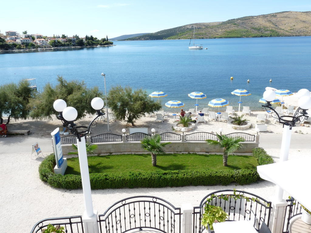 VILA MEDITERANA, Seget Vranjica, Trogir, Hrvatska – 949 HRK – 2x noćenje u Exclusive ili Classic sobi (ovisno o raspoloživosti) za 2 osobe, 2x doručak za 2 osobe
