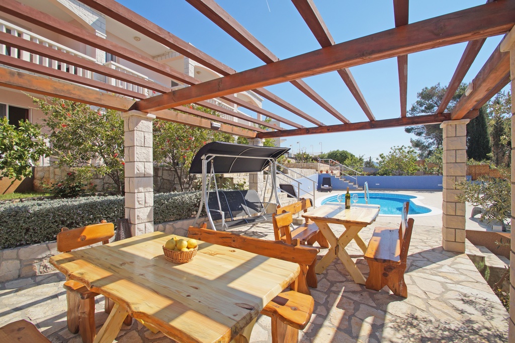APARTMANI ŠEPAROVIĆ, Prižba, otok Korčula, Hrvatska – 1.995 HRK – 5x noćenje u apartmanu za do 5 osoba, Besplatno korištenje teretane