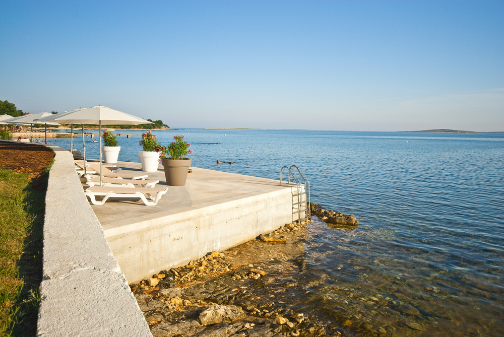 LJETO U MEDULINU – GUEST HOUSE VANGA, Medulin, Istra, Hrvatska – 4.150 HRK – 7x noćenje u Standard sobi (2+1) za 2 osobe (dijete do 12 godina na 3. ležaju boravi besplatno), 7x polupansion (buffet doručak i večera s dva menija) za 2 osobe