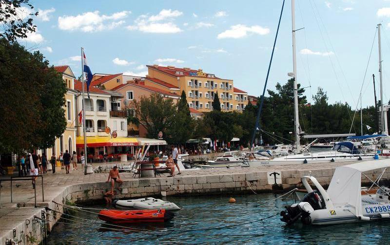 HOTEL SELCE, Selce, Hrvatska – 1.917 HRK – 2x noćenje u dvokrevetnoj sobi strana park za 2 osobe, 2x polupansion za 2 osobe