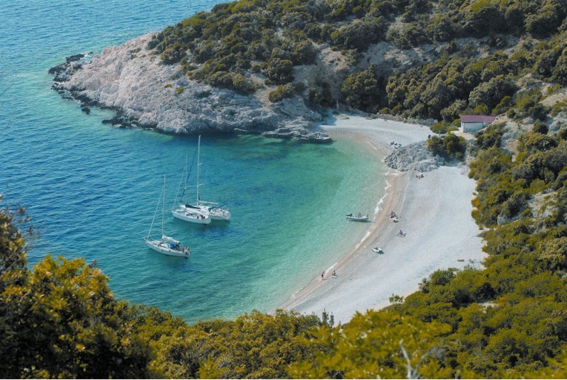 ODMOR NA CRESU – GUEST HOUSE FLOREUS, Cres, Hrvatska – 736 HRK – 2x noćenje u studio apartmanu za 2 osobe, 30% popusta na prehranu u restoranu Busola
