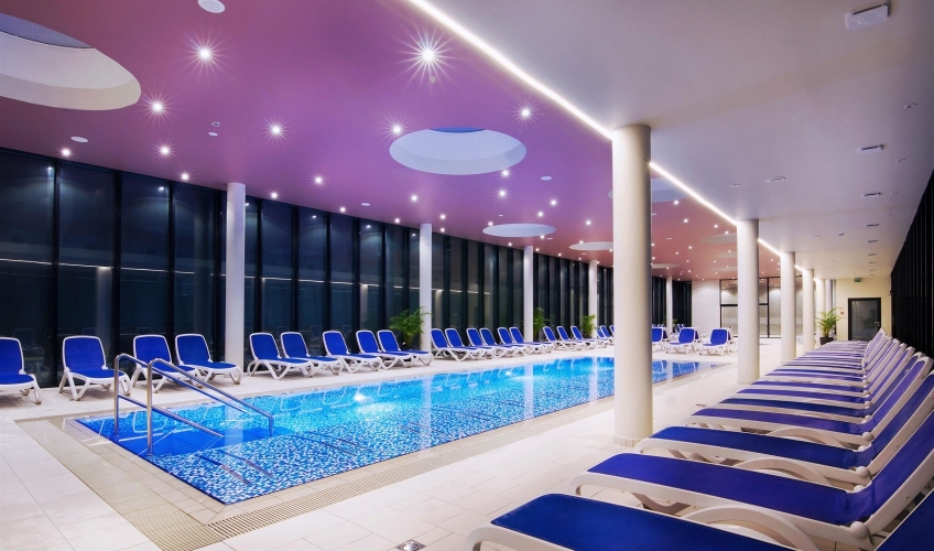 HOTEL VIVAT SUPERIOR, Moravske Toplice, Slovenija – 1.633 HRK – 2x noćenje s uključenim polupansionom u dvokrevetnoj sobi u Hotelu Vivat 4* Superior za 2 osobe, Neograničeno kupanje u unutarnjim i vanjskim bazenima s termalnom vodom