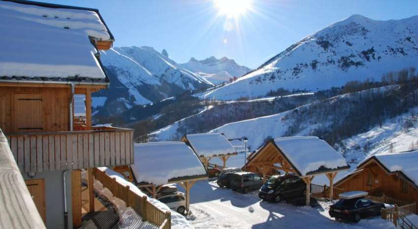 FIRST MINUTE SKIJANJE FRANCUSKA, Saint-Jean-d’Arves, Francuska – 6.154 HRK – 7x noćenje u apartmanu za 6 osoba, 6-dnevna skijaška karta za 6 osoba