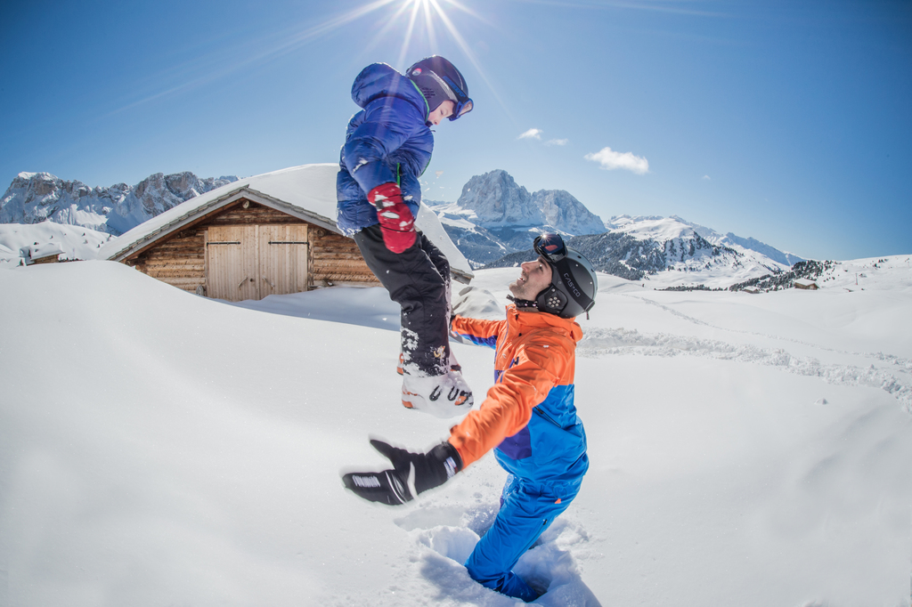 SKIJANJE ITALIJA – BELLA VISTA HOTEL EMMA, San Vigilio di Marebbe, Italija – 5.932 HRK – 4x noćenje s polupansionom u Alpine Comfort sobi za 2 osobe, Alpski “Pleasure-Seeker” paket