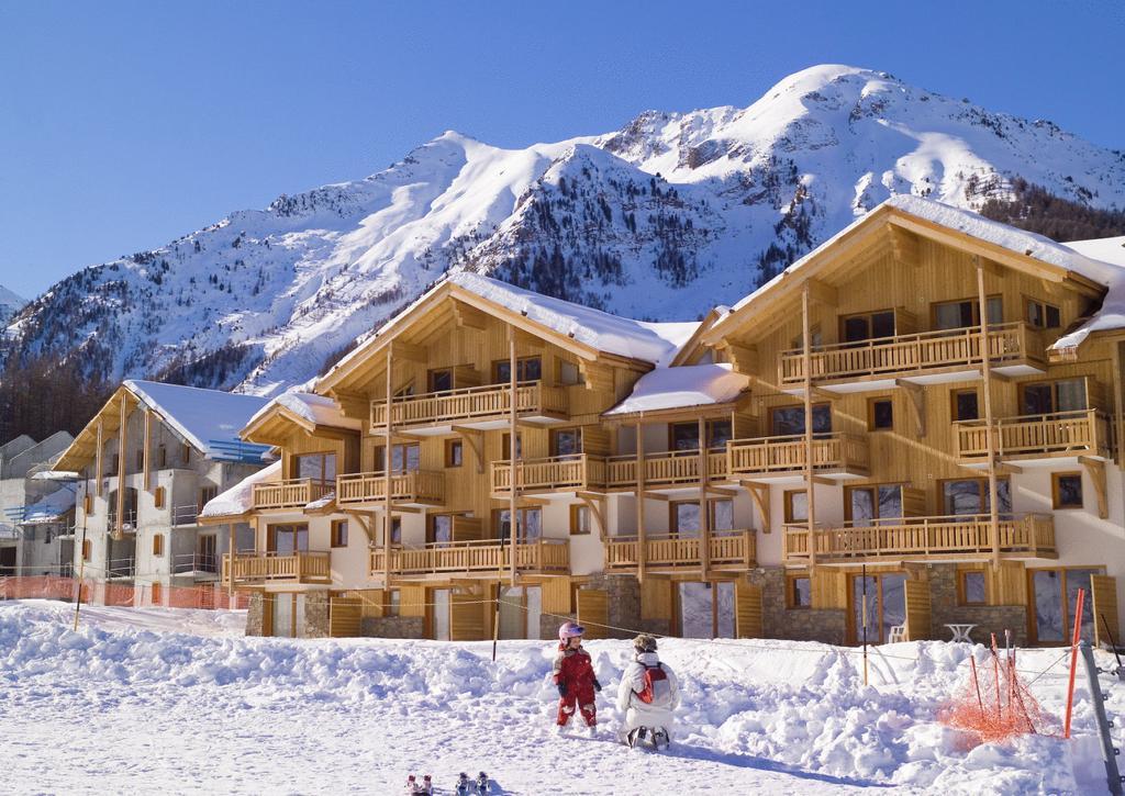 SKIJANJE FRANCUSKA – FIRST MINUTE PAKET, Les Orres, Francuska – 5.494 HRK – 7x noćenje u apartmanu za 4 osobe, 6-dnevna skijaška karta za 4 osobe
