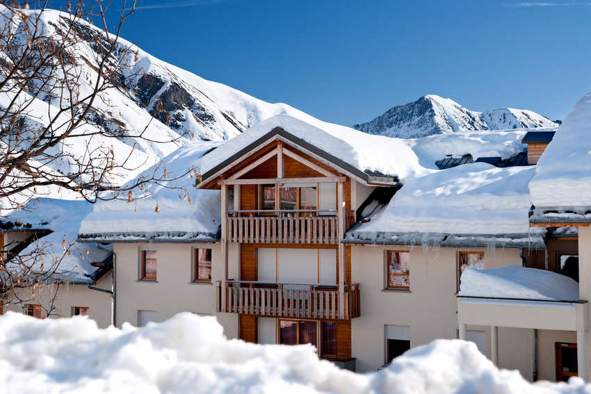 SKIJANJE FRANCUSKA – FIRST MINUTE SKI PAKET, Saint-Sorlin-dʼArves, Francuska – 6.964 HRK – 7x noćenje u apartmanu za 6 osoba, 6-dnevna skijaška karta za 6 osoba