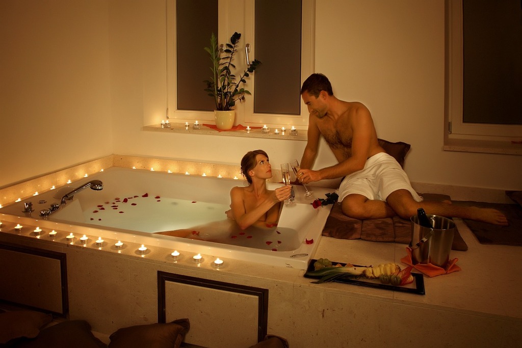 RIMSKE TERME – KUPELJ DODIR SLOVENIJE, Rimske Terme, Slovenija – 364 HRK – Kupelj Dodir Slovenije (90 minuta) za 2 osobe, Piling, čaša vina i voćni kruh za 2 osobe