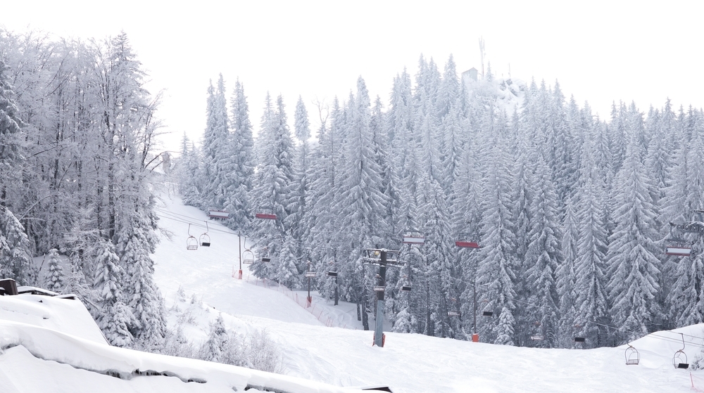 SKIJANJE NA JAHORINI – HOTEL KRISTAL, Jahorina, Bosna i Hercegovina – 2.666 HRK – 6x noćenje za 2 osobe, 6x doručak za 2 osobe