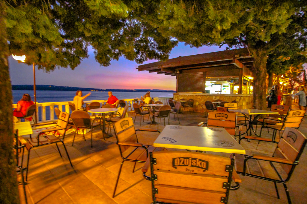 Hotel_Riviera___Terasa_2.jpg_1527137450.jpg